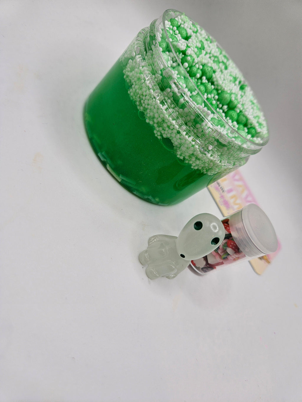 Fauna Glow in the Dark Surprise Charm Scented Micorfloam Slime - Sensory Play - Scented Slime