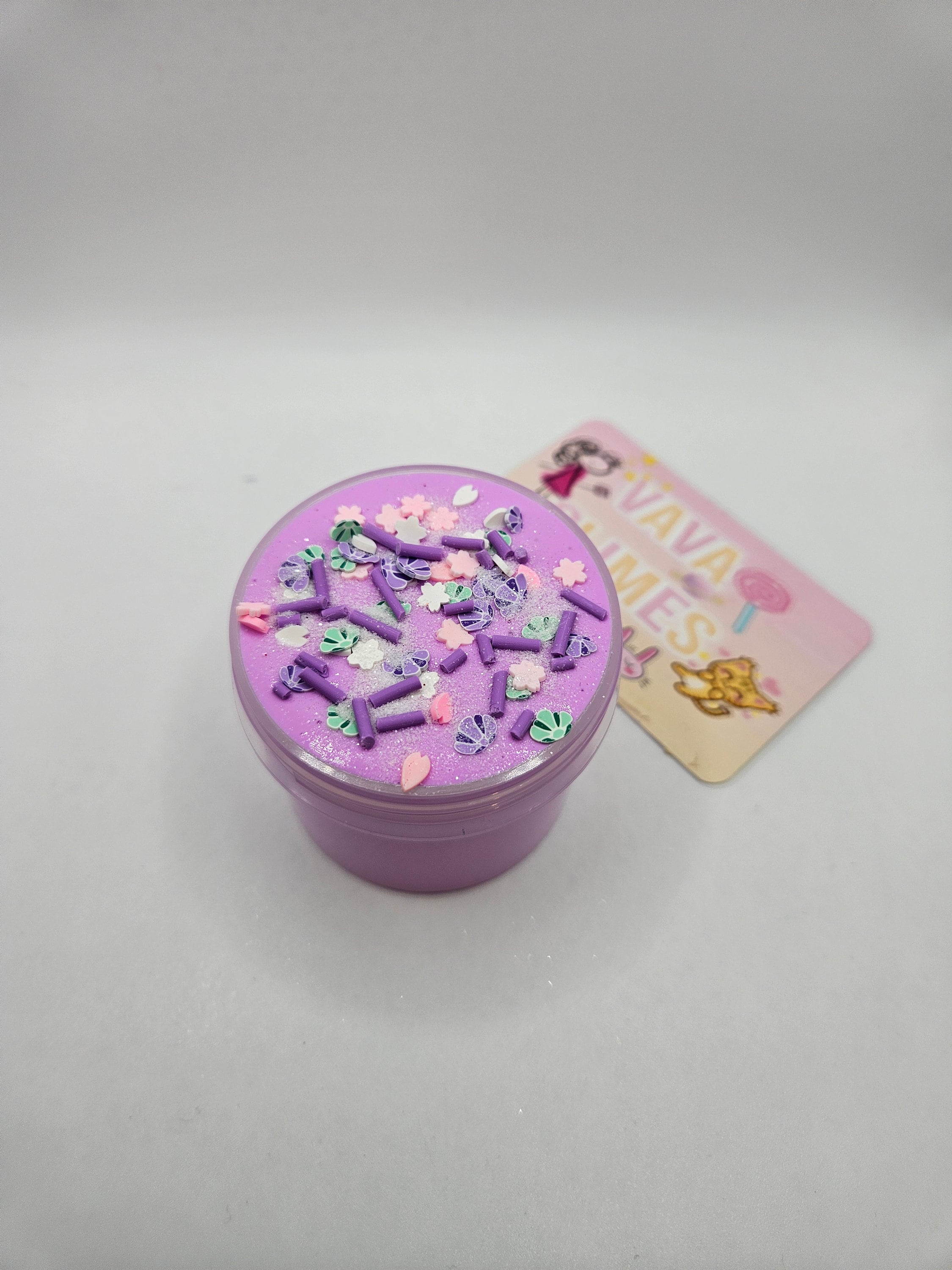 Daisy Thick 'n' Glossy Slime - Scented Slime - Sensory Play - Sensory Slime